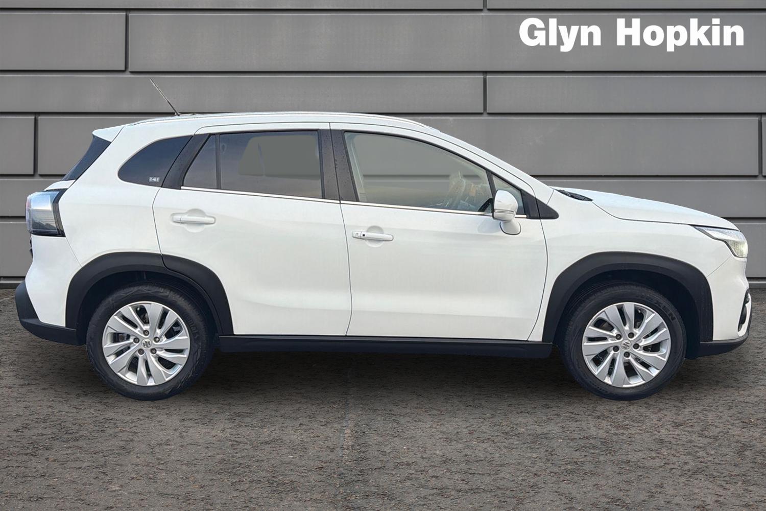 Used Suzuki SX4 S-Cross 2022 for sale - 76921642: Photo 2