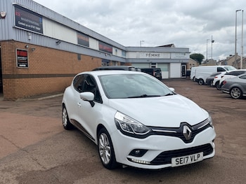 Used Renault Clio 2017 for sale - 79356940: Photo