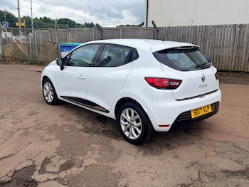 Used Renault Clio 2017 for sale - 79356940: Photo