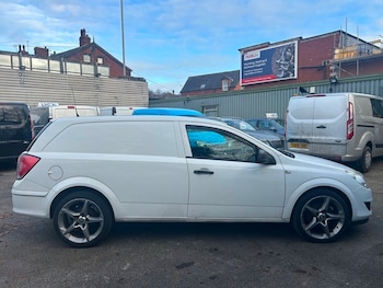 Used Vauxhall Astra Van 2010 for sale - 77162077: Photo