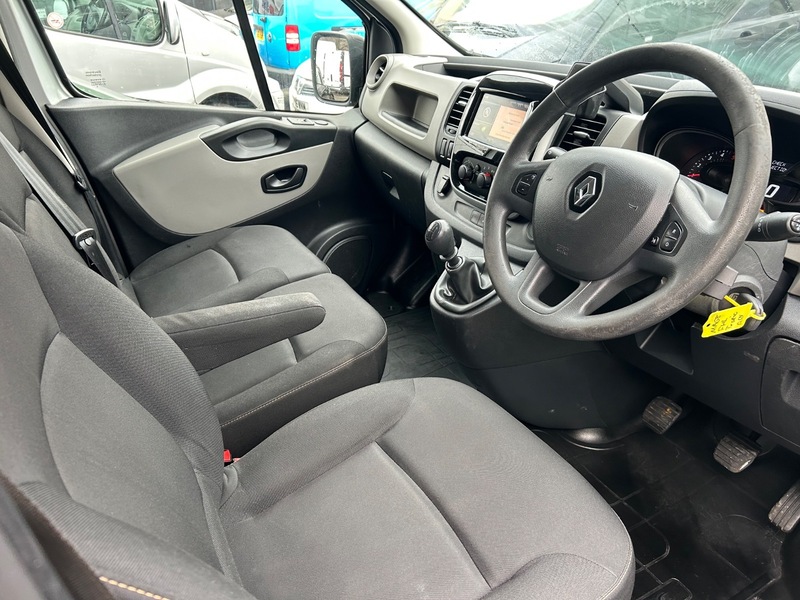 Used Renault Trafic 2018 for sale - 76497050: Photo 17