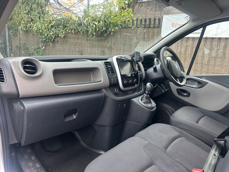 Used Renault Trafic 2018 for sale - 76497050: Photo 8