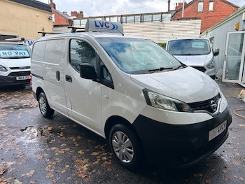 Nissan - NV200