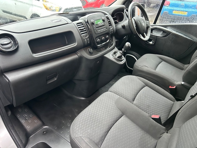 Used Vauxhall Vivaro 2016 for sale - 77452690: Photo 14