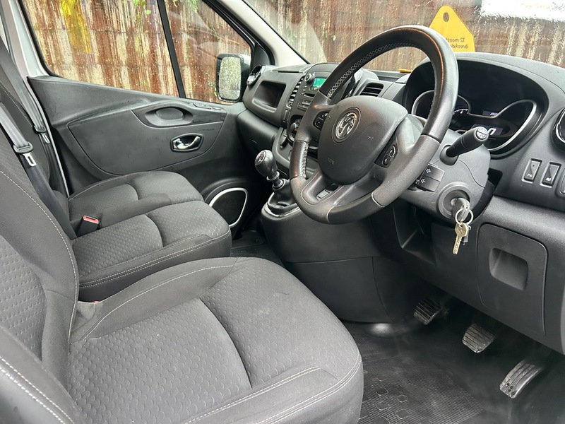 Used Vauxhall Vivaro 2016 for sale - 77452690: Photo 16
