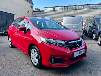 Used Honda Jazz 2018 for sale - 79210673: Photo
