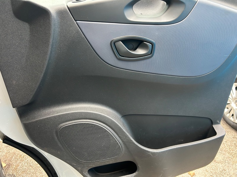 Used Vauxhall Vivaro 2014 for sale - 76267534: Photo 32