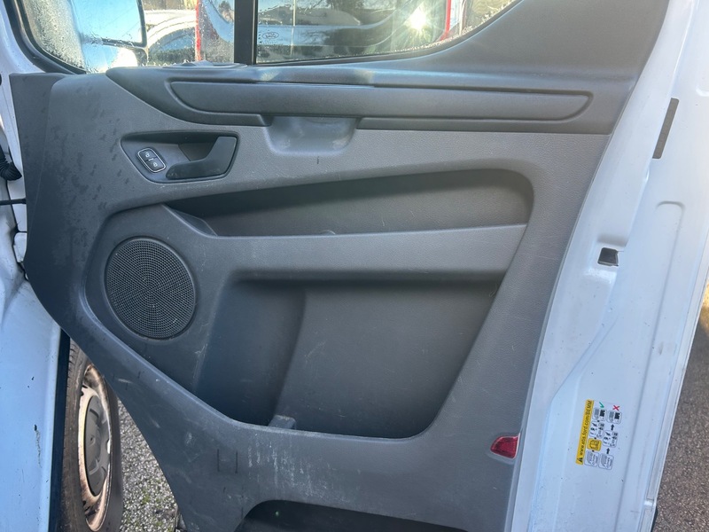 Used Ford Transit Custom 2018 for sale - 77162081: Photo 11