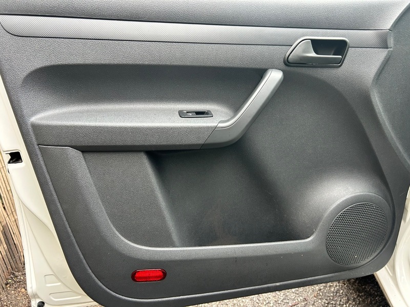 Used Volkswagen Caddy 2013 for sale - 77437905: Photo 17