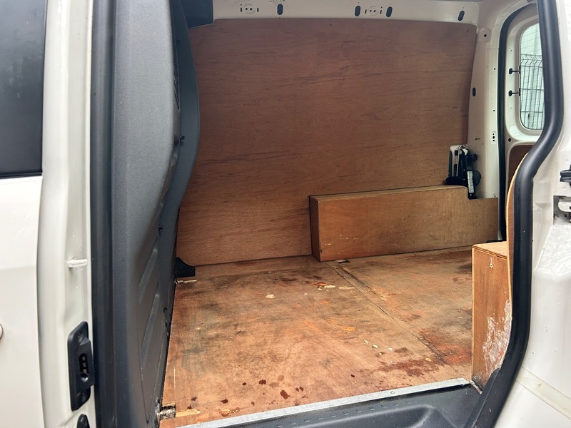 Used Volkswagen Caddy 2013 for sale - 77437905: Photo 21