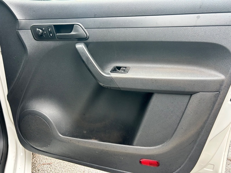 Used Volkswagen Caddy 2013 for sale - 77437905: Photo 23