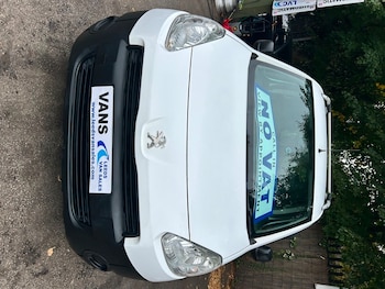 Used Peugeot Partner 2015 for sale - 79359478: Photo