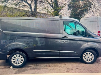 Used Ford Transit Custom 2017 for sale - 78659199: Photo