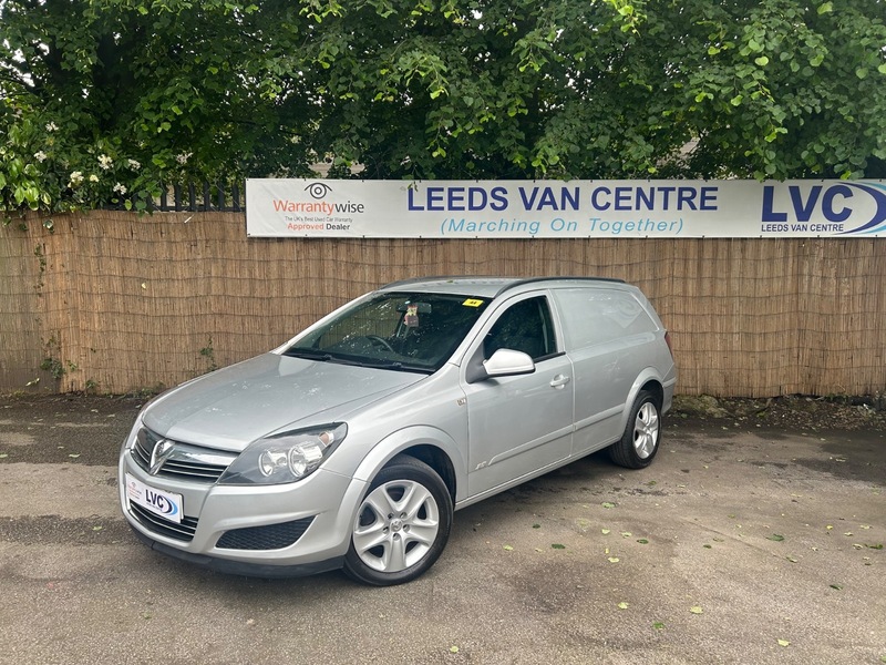 Used Vauxhall Astra Van 2010 for sale - 77643429: Photo 1