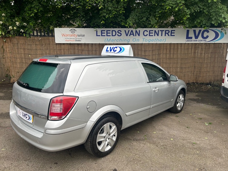 Used Vauxhall Astra Van 2010 for sale - 77643429: Photo 10