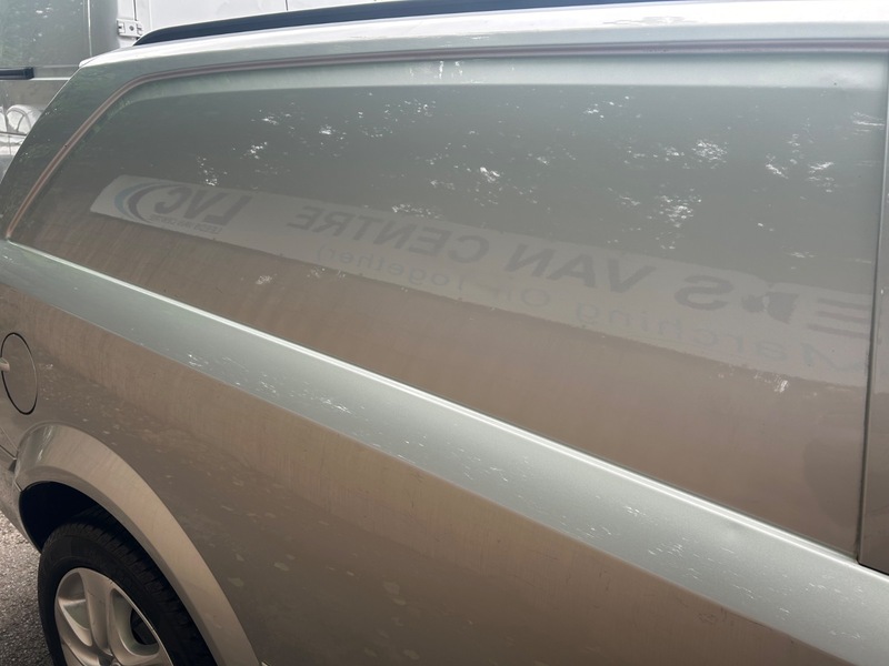 Used Vauxhall Astra Van 2010 for sale - 77643429: Photo 11