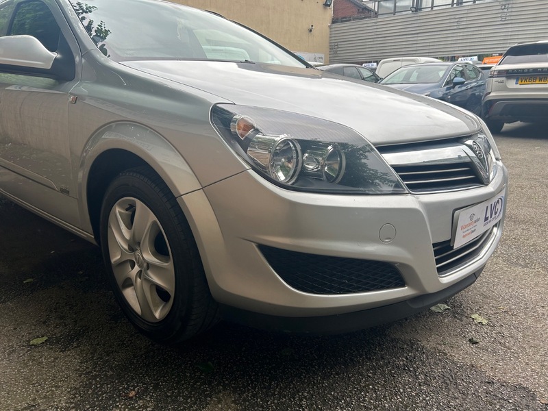 Used Vauxhall Astra Van 2010 for sale - 77643429: Photo 4