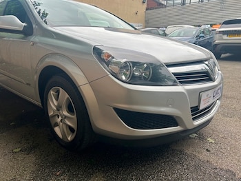 Used Vauxhall Astra Van 2010 for sale - 77643429: Photo