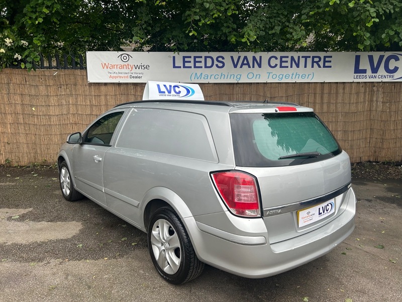 Used Vauxhall Astra Van 2010 for sale - 77643429: Photo 6