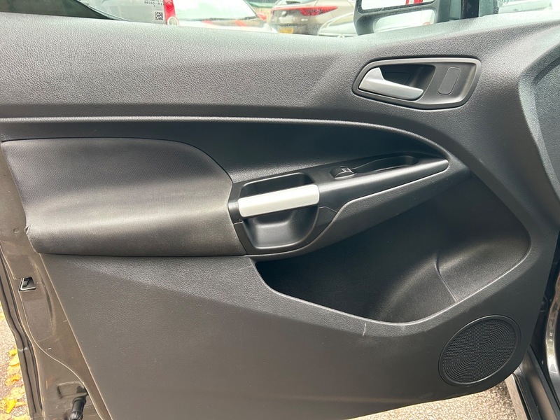 Used Ford Transit Connect 2016 for sale - 76133093: Photo 17
