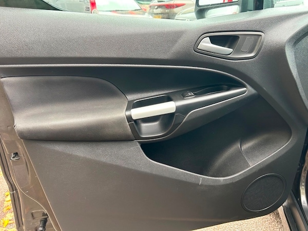 Used Ford Transit Connect 2016 for sale - 76133093: Photo 17