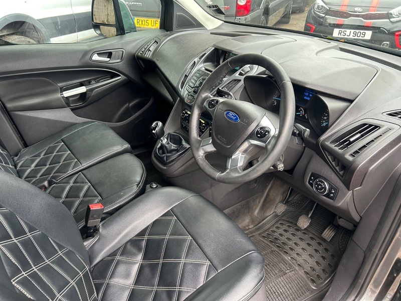 Used Ford Transit Connect 2016 for sale - 76133093: Photo 18