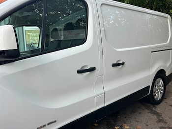 Used Renault Trafic 2017 for sale - 75924424: Photo