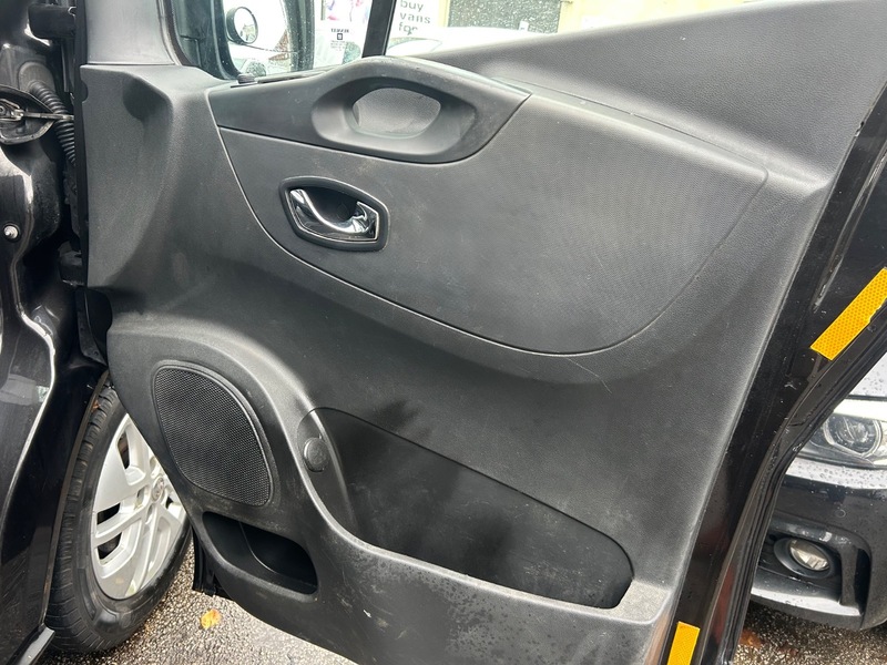 Used Vauxhall Vivaro 2015 for sale - 76470750: Photo 28