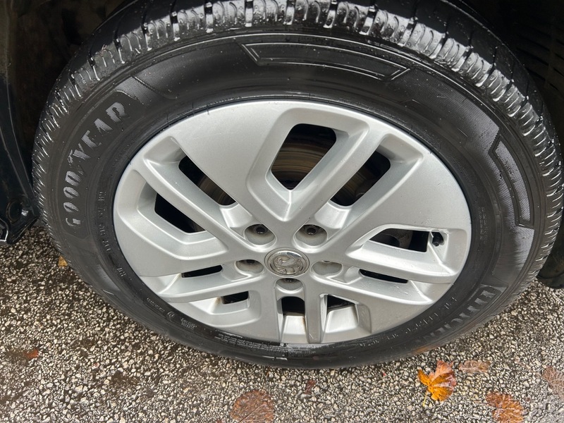 Used Vauxhall Vivaro 2015 for sale - 76470750: Photo 3