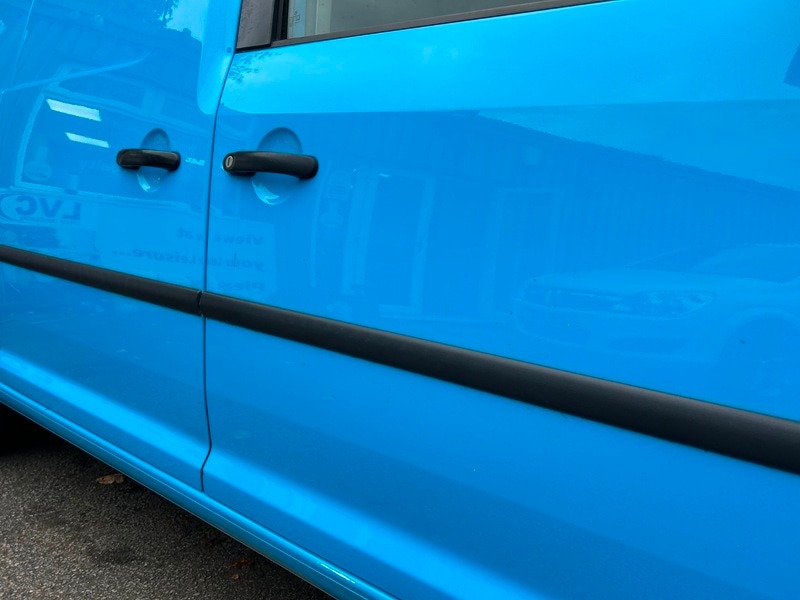 Used Volkswagen Caddy Maxi 2011 for sale - 76280563: Photo 7