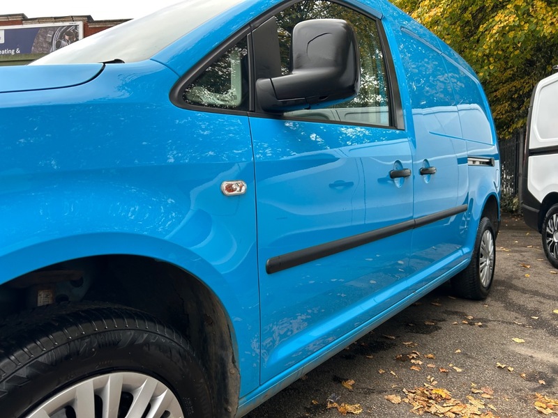 Used Volkswagen Caddy Maxi 2011 for sale - 76280563: Photo 8