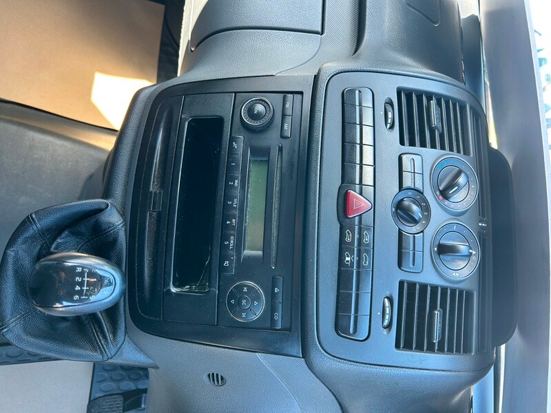 Used Mercedes-Benz Vito 2011 for sale - 78111503: Photo 28