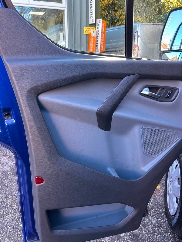 Used Ford Transit Custom 2015 for sale - 76376421: Photo 24