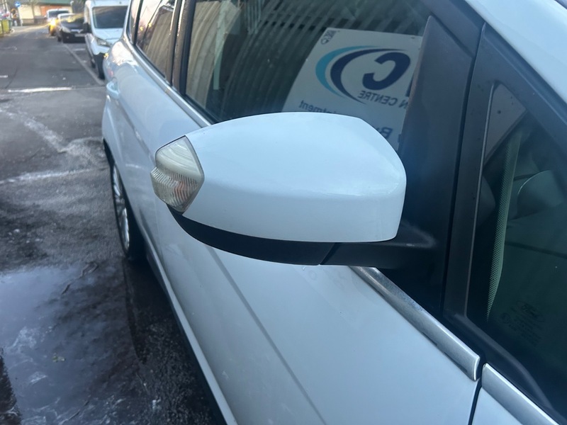 Used Ford C-Max 2013 for sale - 77107329: Photo 2