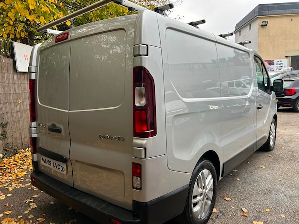 Used Renault Trafic 2017 for sale - 76267571: Photo 11