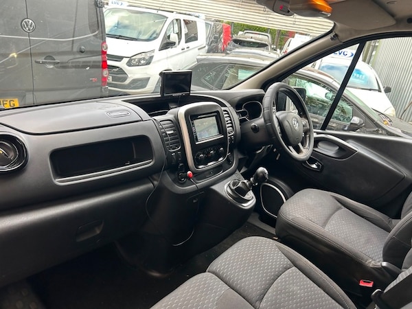 Used Vauxhall Vivaro 2015 for sale - 76224172: Photo 12