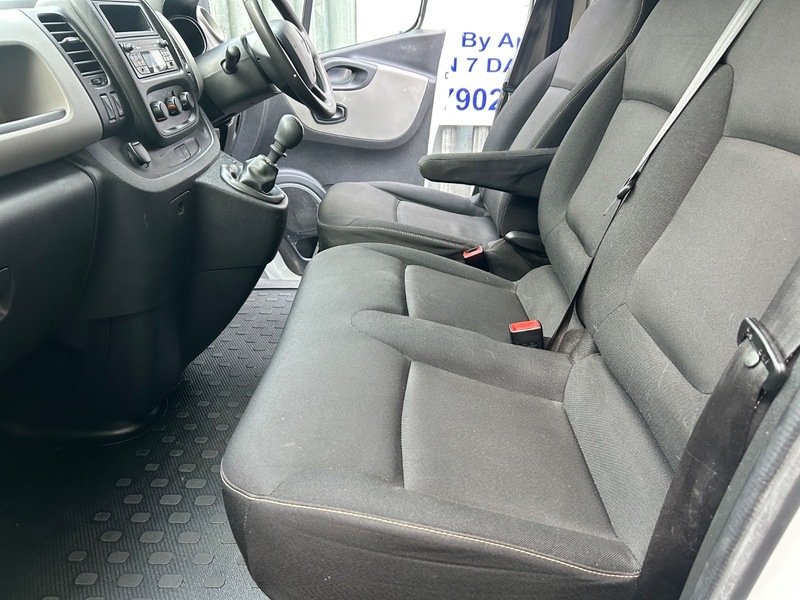 Used Renault Trafic 2015 for sale - 77836481: Photo 26