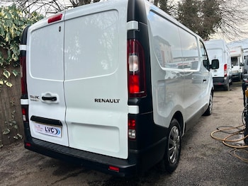 Used Renault Trafic 2015 for sale - 77836481: Photo