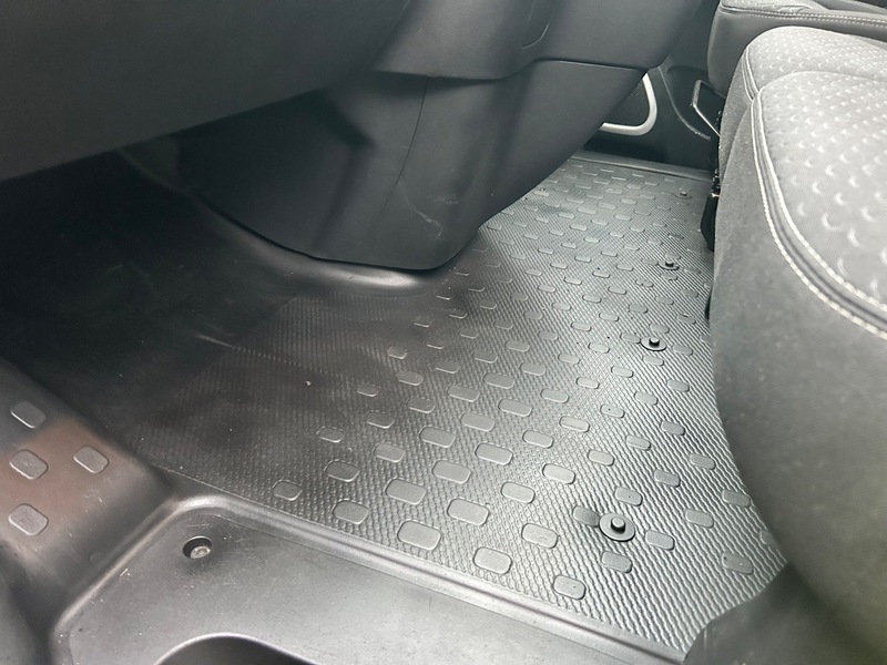 Used Vauxhall Vivaro 2015 for sale - 77535660: Photo 10