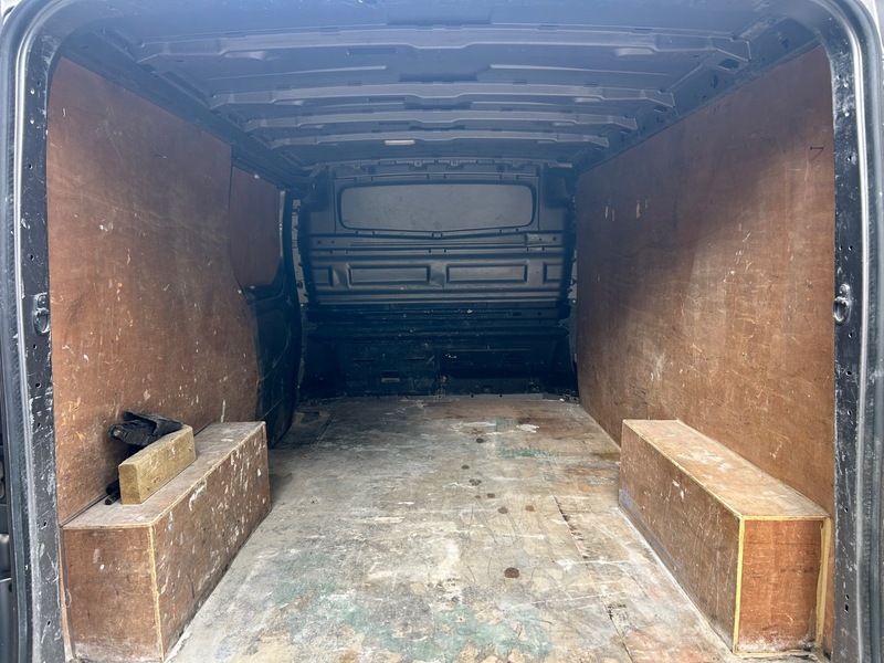 Used Vauxhall Vivaro 2015 for sale - 77535660: Photo 23