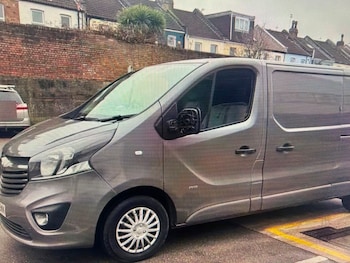 Used Vauxhall Vivaro 2015 for sale - 77535660: Photo