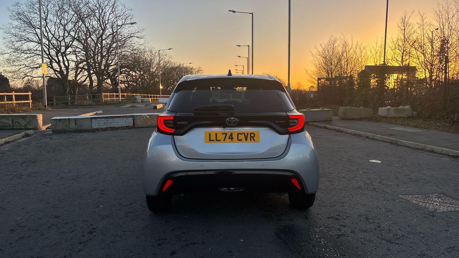 Used Toyota Yaris 2024 for sale - 77073908: Photo 21