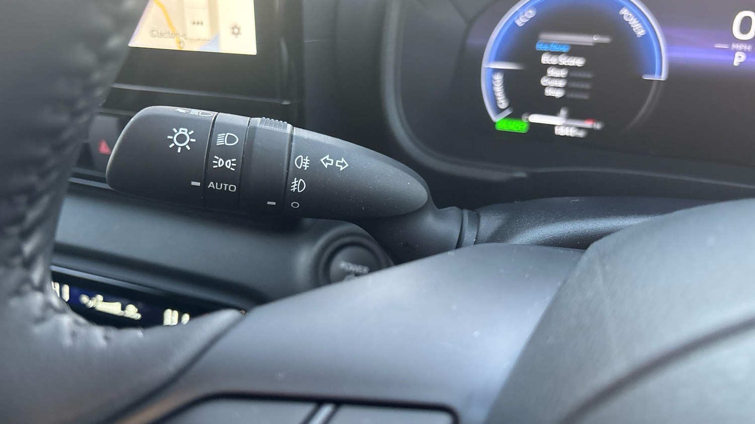 Used Toyota Yaris 2024 for sale - 77073908: Photo 27