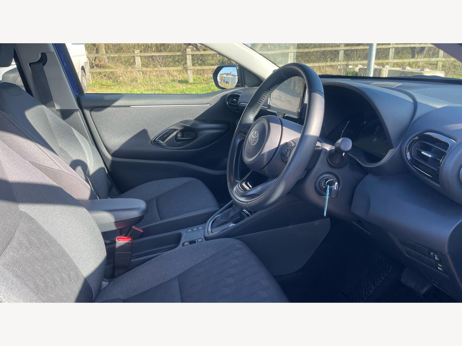 Used Toyota Yaris 2024 for sale - 77939570: Photo 13