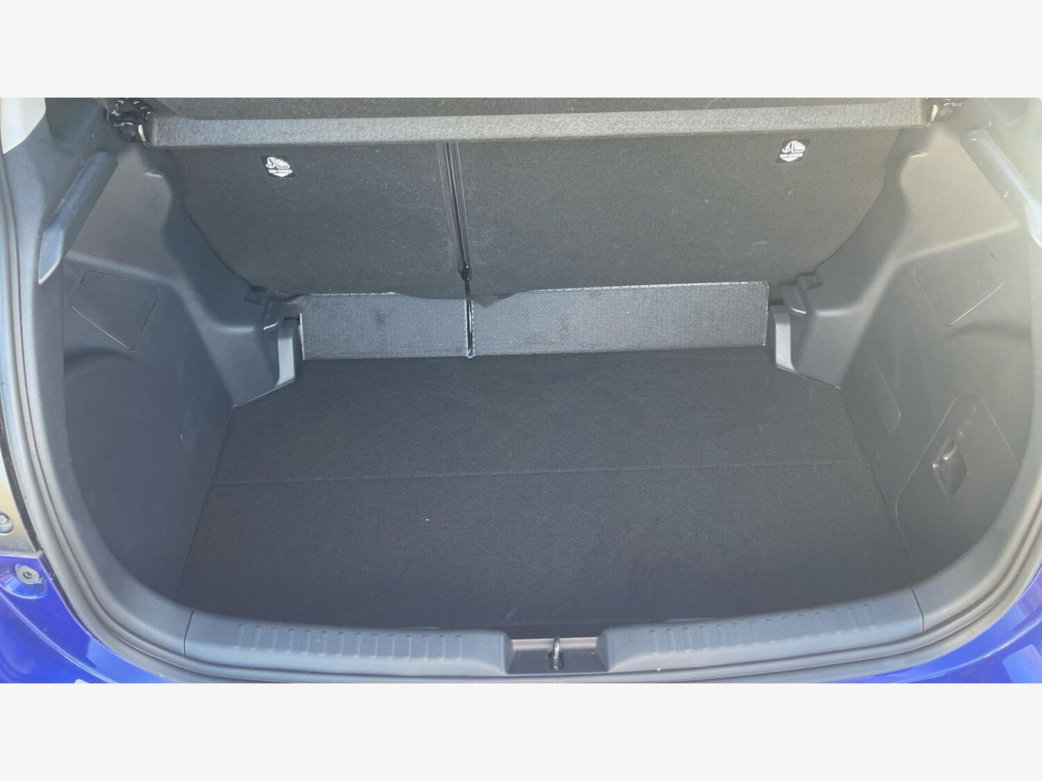 Used Toyota Yaris 2024 for sale - 77939570: Photo 16