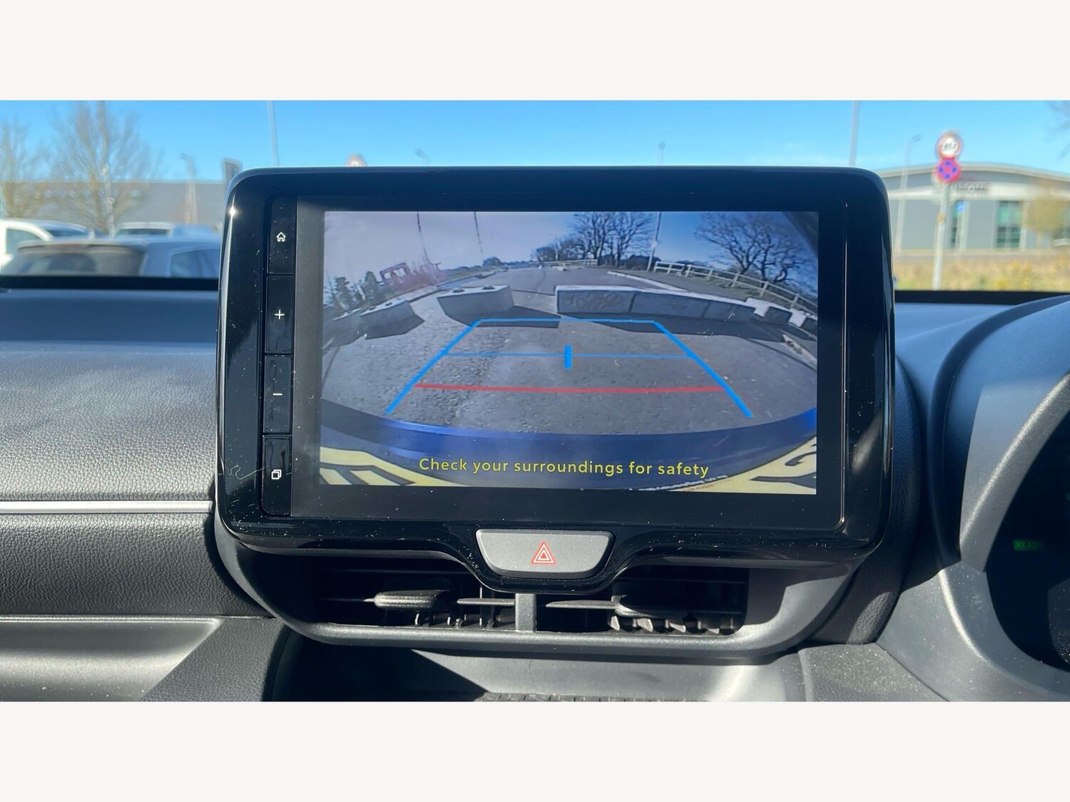 Used Toyota Yaris 2024 for sale - 77939570: Photo 31