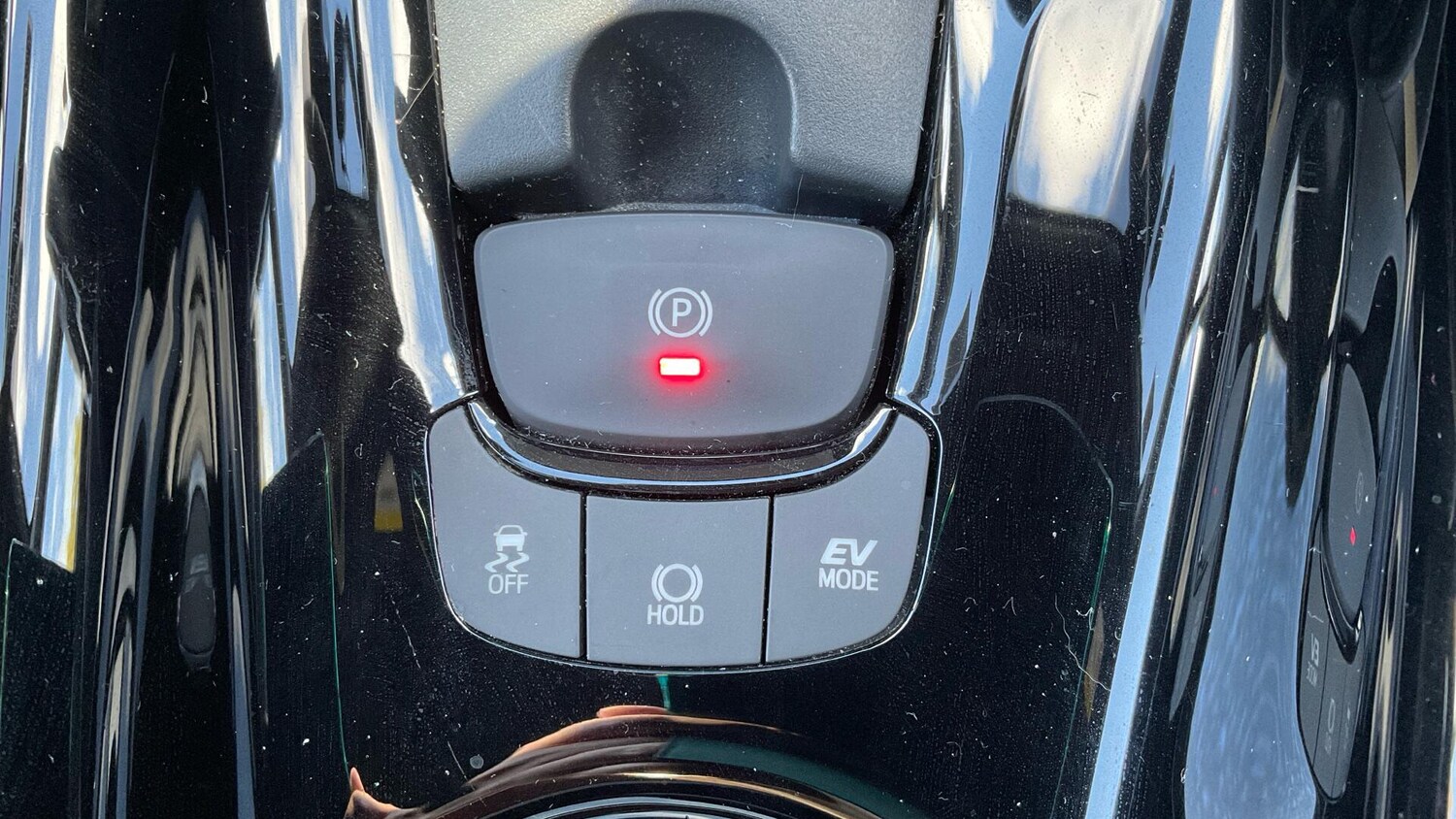 Used Toyota C-HR 2023 for sale - 76260302: Photo 33