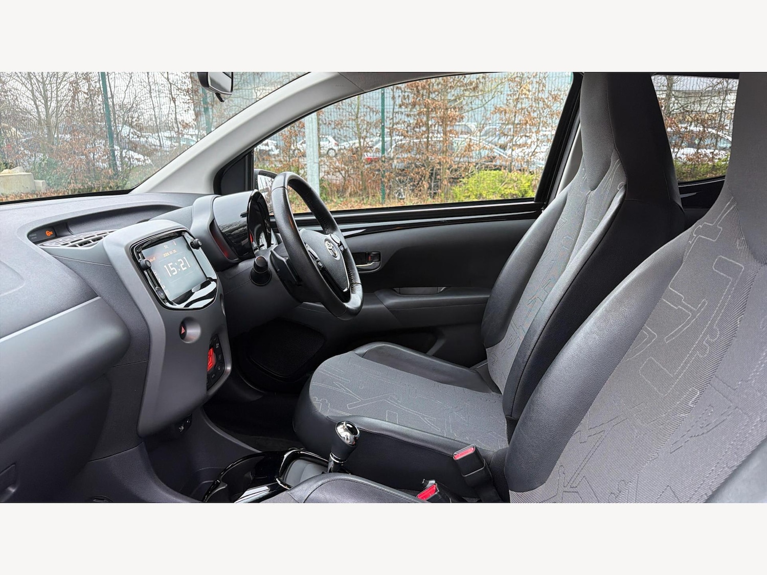 Used Toyota AYGO 2018 for sale - 77343856: Photo 12