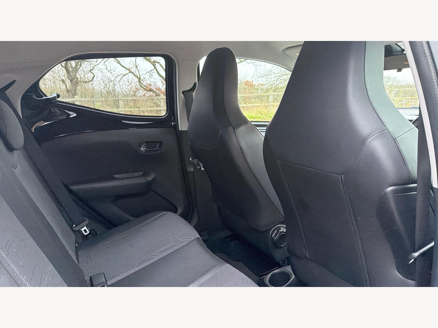 Used Toyota AYGO 2018 for sale - 77343856: Photo 14