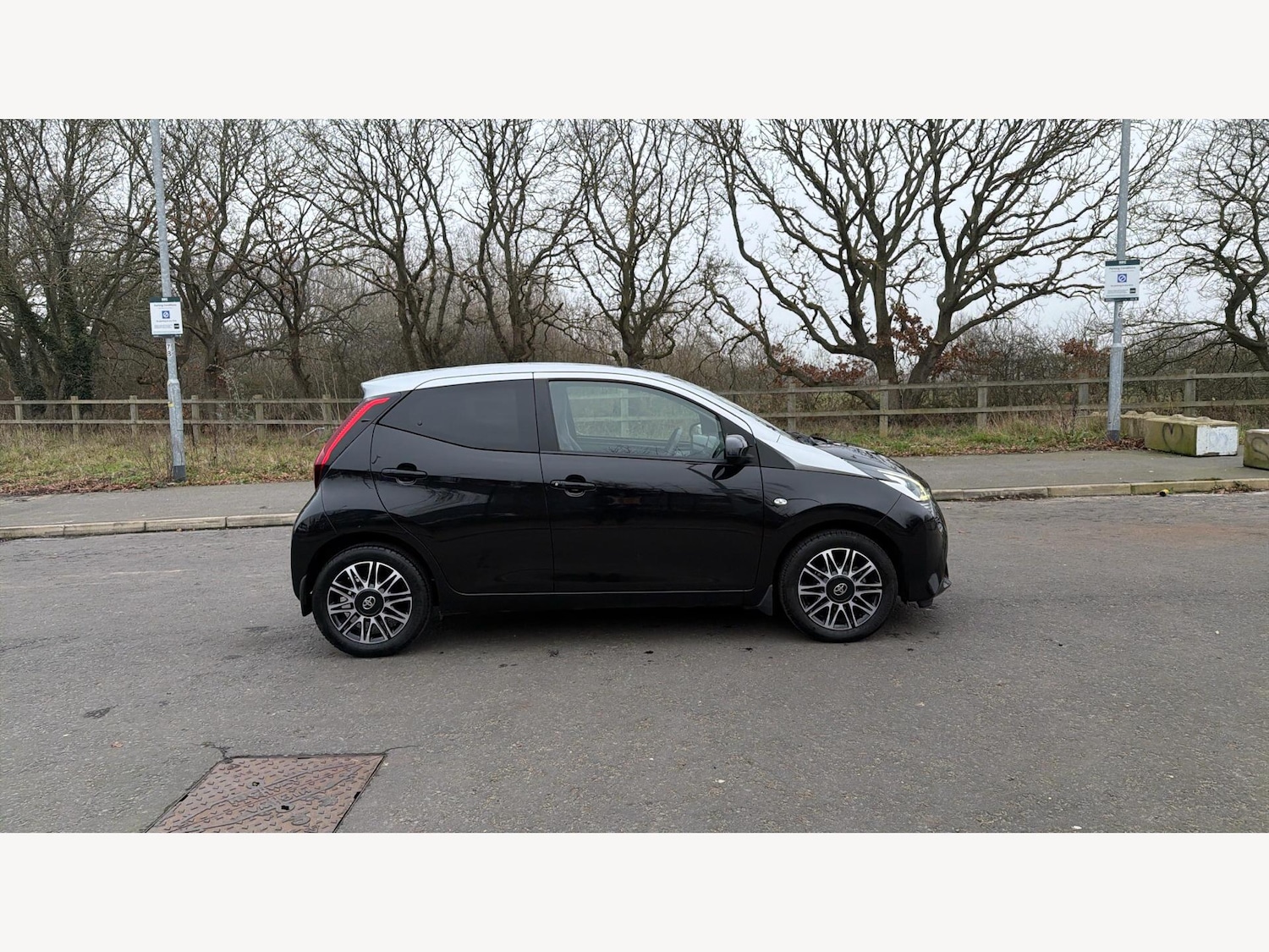 Used Toyota AYGO 2018 for sale - 77343856: Photo 18